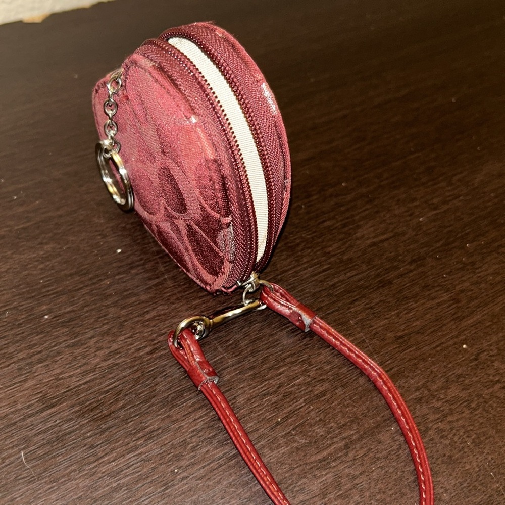 Coach heart wallet - Picture 2 of 2